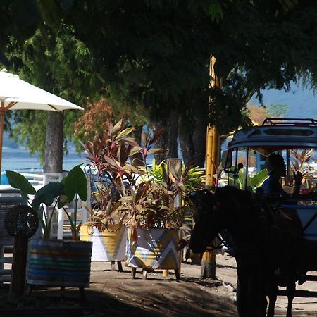 Star Bar And Bungalows Gili Air Eksteriør bilde