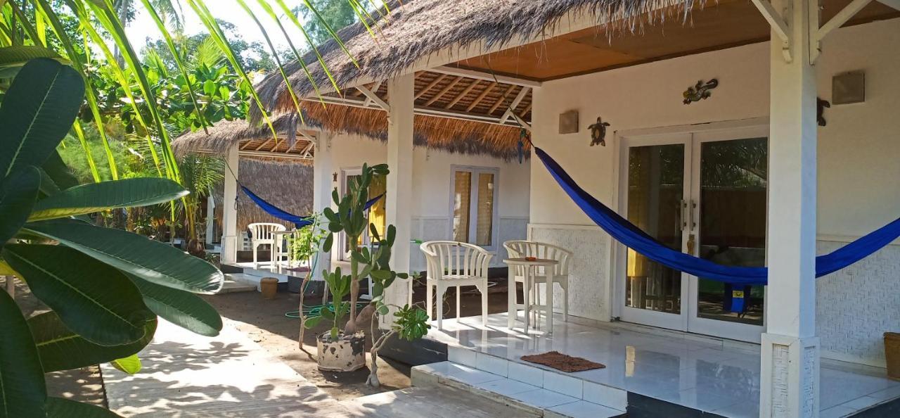 Star Bar And Bungalows Gili Air Eksteriør bilde